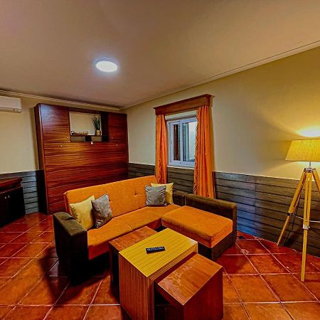 Casinha Dos Cubos Villa Geres Kültér fotó